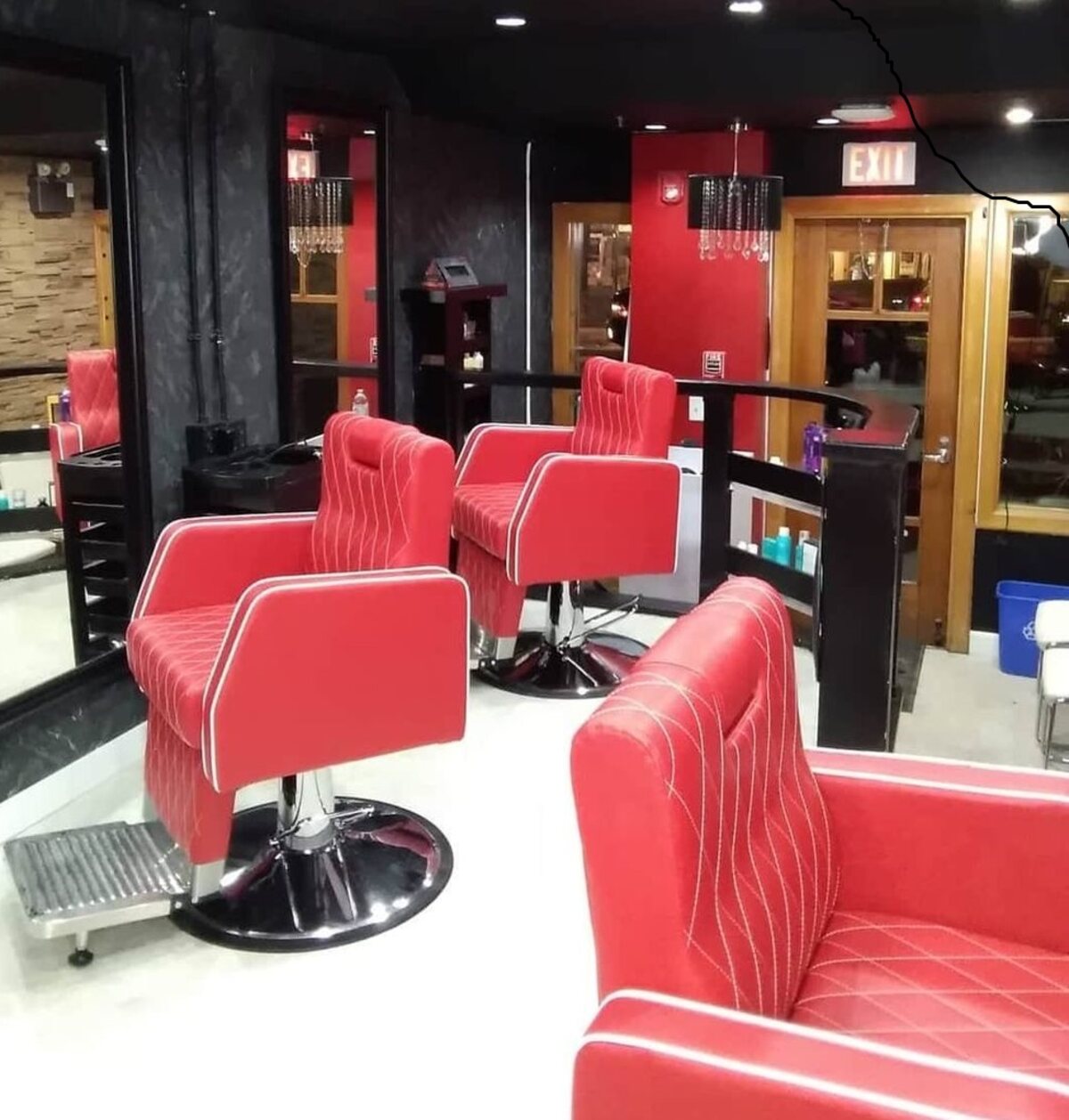 Blakkloud Barber