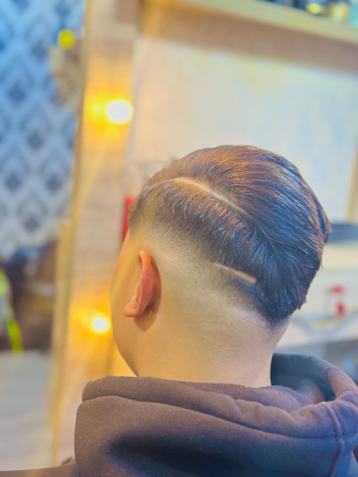 CANADIAN CREW BARBERSHOP