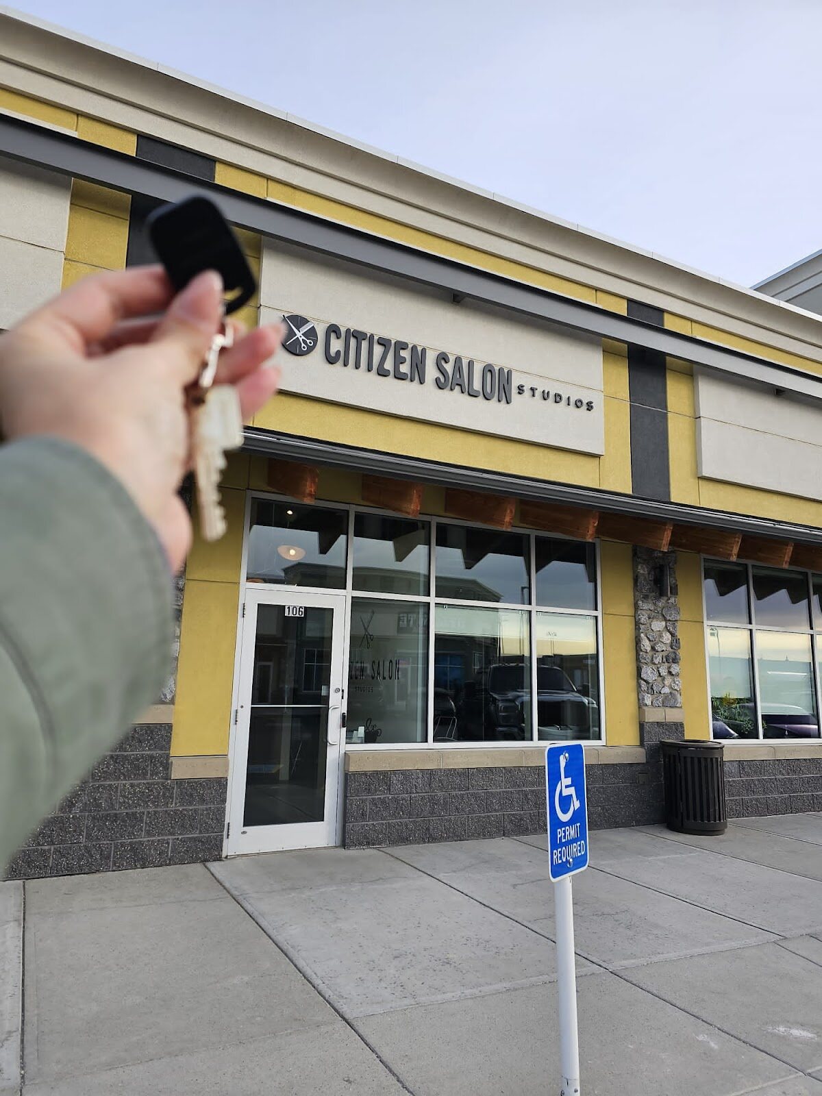 Citizen Salon Studios - Airdrie