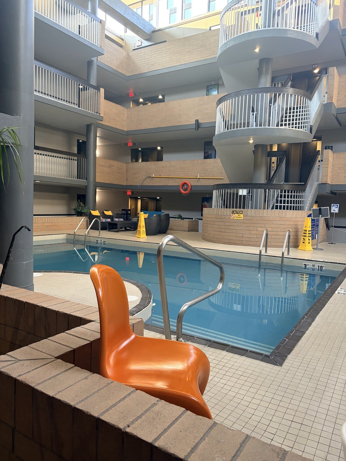 Coast Calgary University Area Hotel by APA