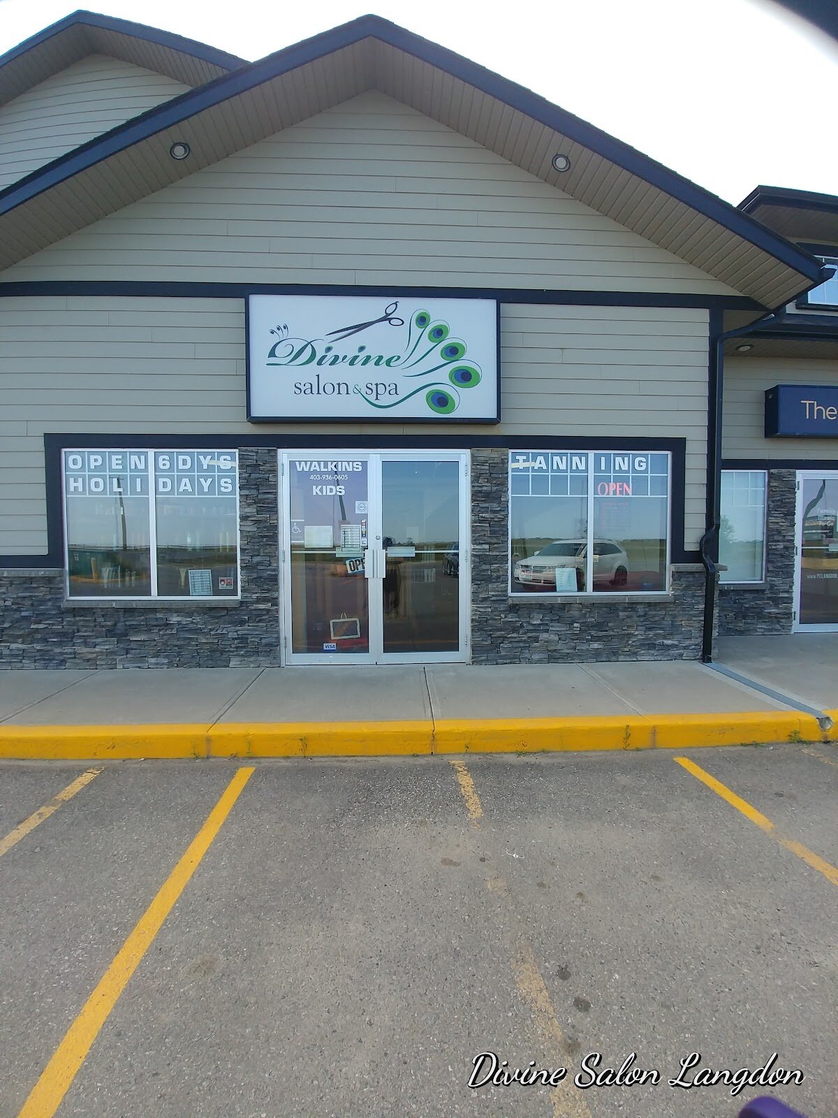 Divine Salon & Spa