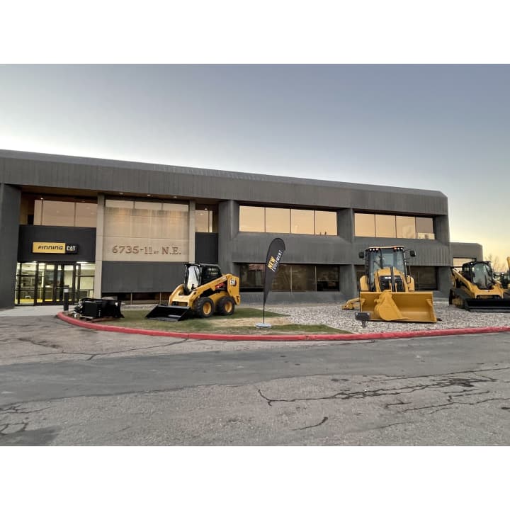 Finning Canada — photo 3