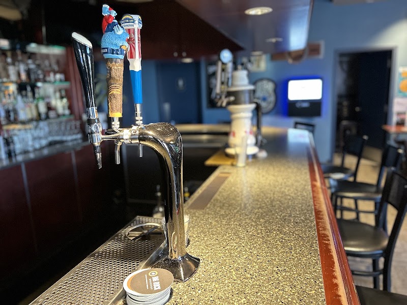 John Henry's Pub