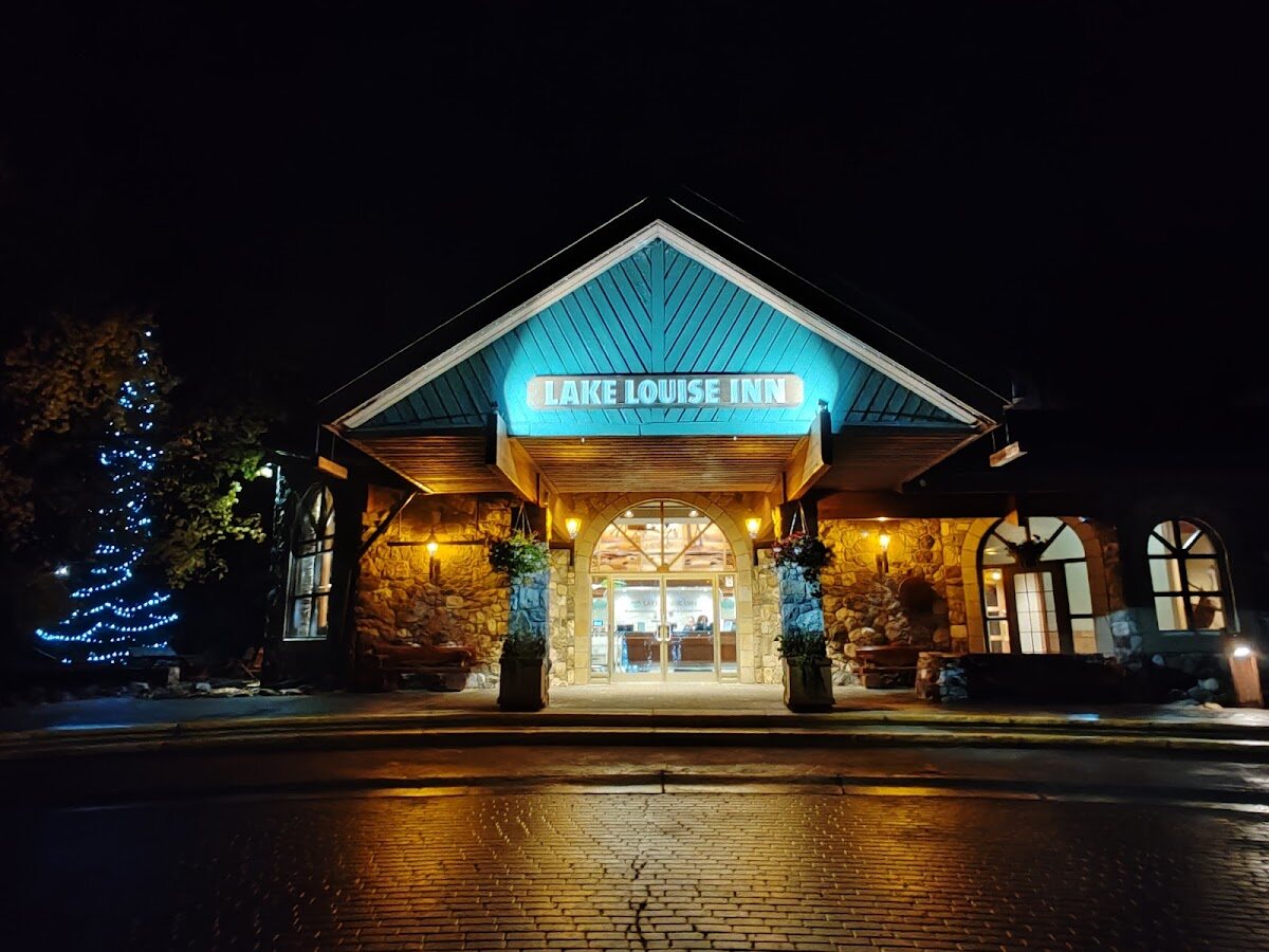 Lake Louise Inn