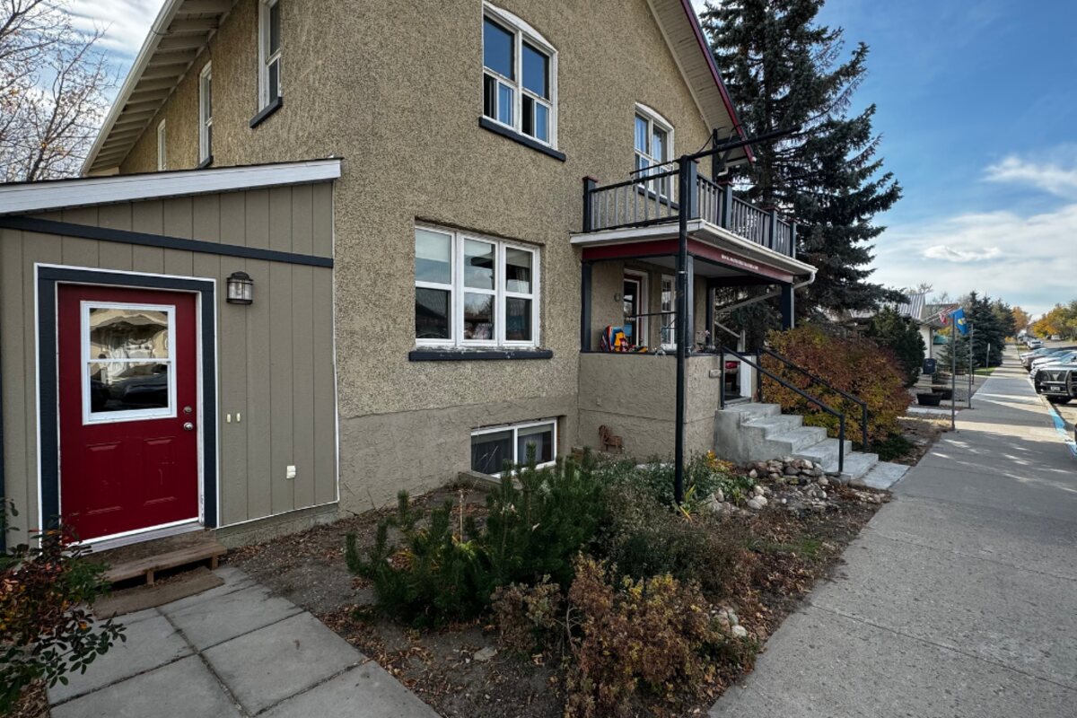Main Street Suites Nanton