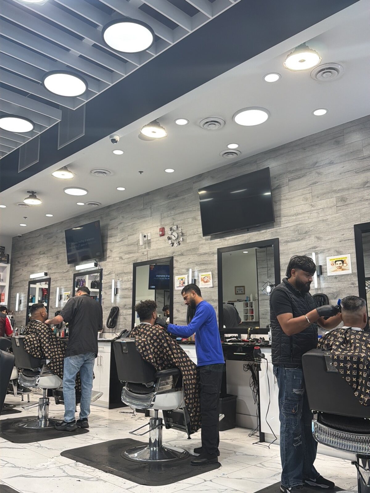 Royal Choice Hair Studio Cityscape Landing NE (Barbershop and Salon)