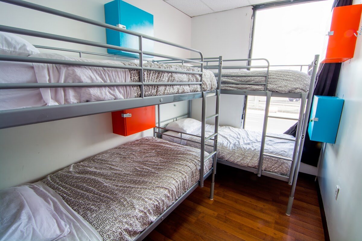 Wicked Hostels - Calgary